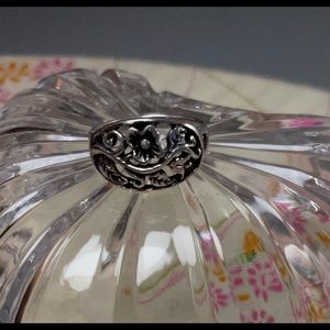 NWOT Sterling Silver Floral Ring sz 6.5